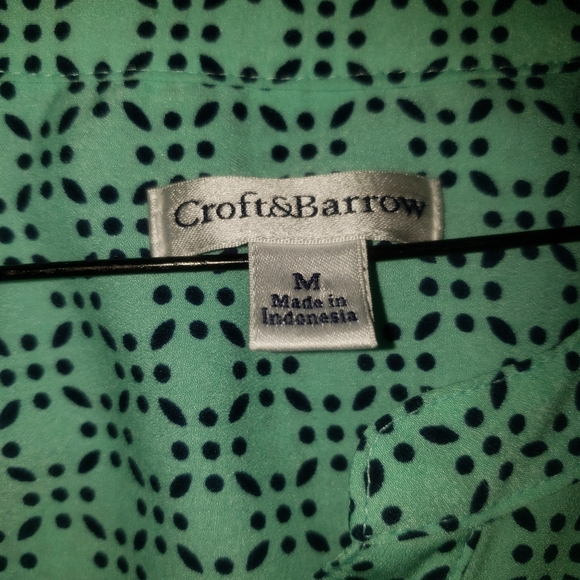 $75 Croft & Barrow | Med | Teal Pattern Blouse - Picture 3 of 8